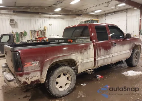 2000 GMC Sierra 1500 Sle z USA, uszkodzony, nr VIN 1GTEK19T4YE301257